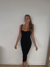 Load image into Gallery viewer, DZ23C388 Leah Midi Dress