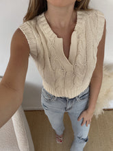 Load image into Gallery viewer, Delevan Crop Sweater