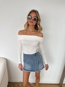 Courtney Off-Shoulder Overfold Top